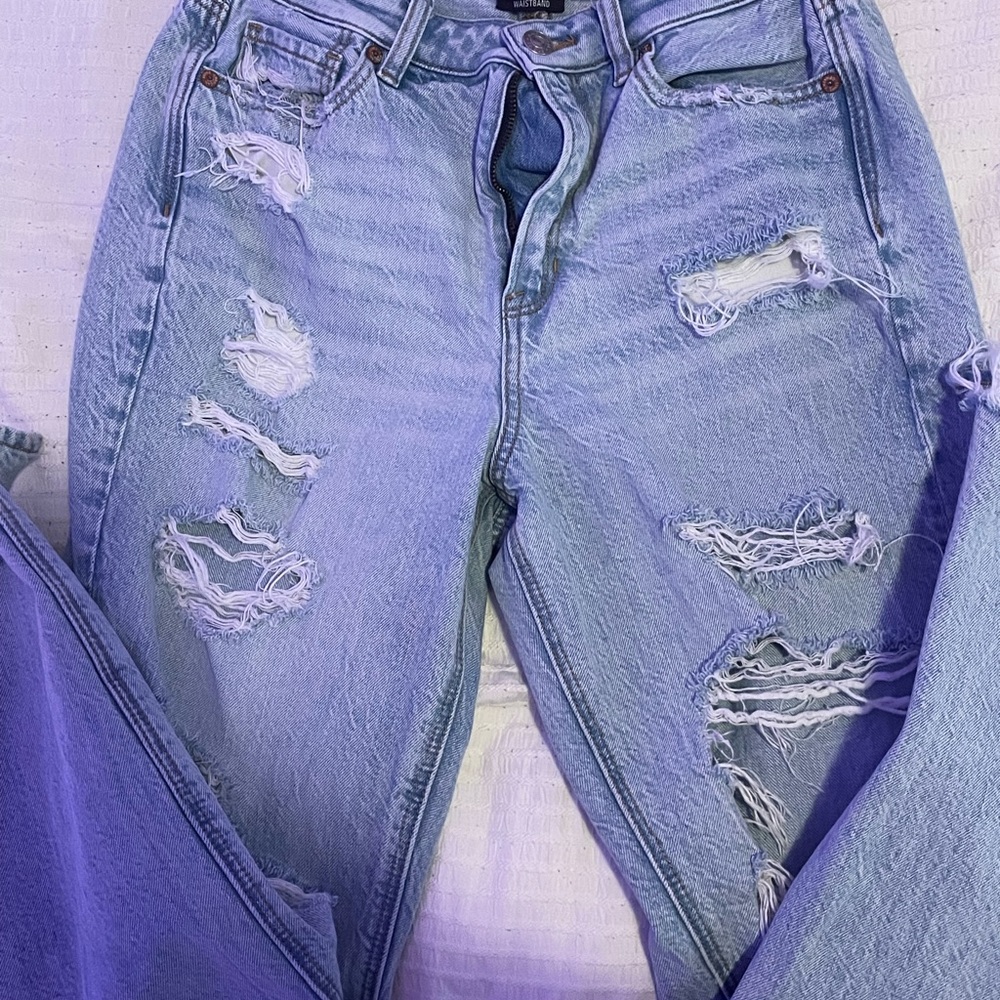 Ripped Skinny Jean
